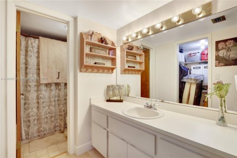 Купить кондоминиум в Корал-Гейблс, Флорида 2 спальни, 96.43м2, № 1954102 - фото 12