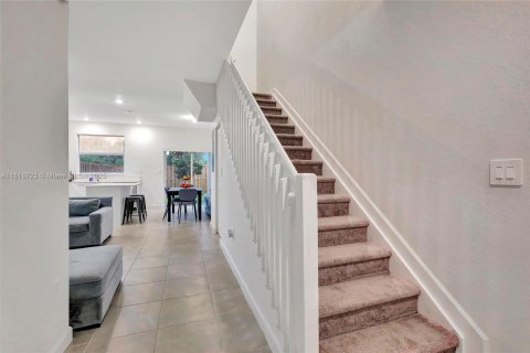 House in Miami, Florida 3 bedrooms, 123.37 sq.m. № 1770651 - photo 23