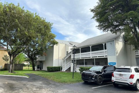 Condominio en alquiler en Miami, Florida, 2 dormitorios, 112.6 m2 № 1944037 - foto 24