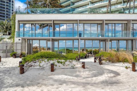 Copropriété à vendre à Sunny Isles Beach, Floride № 1958361 - photo 1