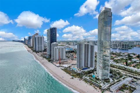 Copropriété à vendre à Sunny Isles Beach, Floride № 1958361 - photo 22
