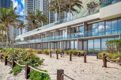 Copropriété à vendre à Sunny Isles Beach, Floride № 1958361 - photo 18