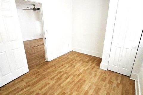 Casa en alquiler en Saint Petersburg, Florida, 4 dormitorios, 113.81 m2 № 1905160 - foto 16