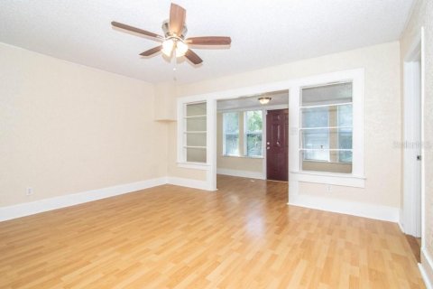 Casa en alquiler en Saint Petersburg, Florida, 4 dormitorios, 113.81 m2 № 1905160 - foto 5