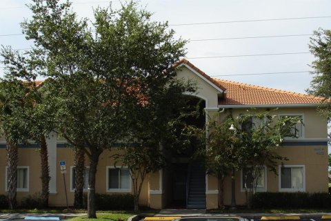 Condo in Orlando, Florida, 3 bedrooms  № 2394280 - photo 2