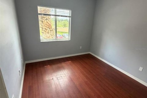 Condo in Orlando, Florida, 3 bedrooms  № 2394280 - photo 10