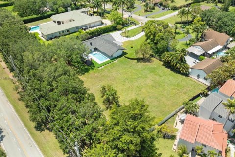 House in Southwest Ranches, Florida 4 bedrooms, 222.13 sq.m. № 1641612 - photo 13