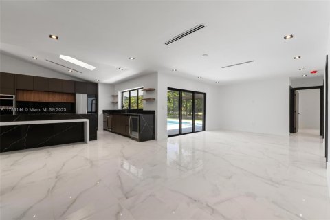 House in Southwest Ranches, Florida 4 bedrooms, 222.13 sq.m. № 1641612 - photo 30