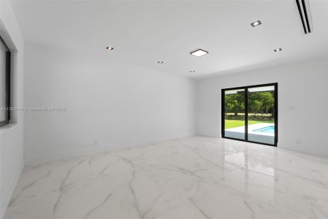 House in Southwest Ranches, Florida 4 bedrooms, 222.13 sq.m. № 1641612 - photo 24