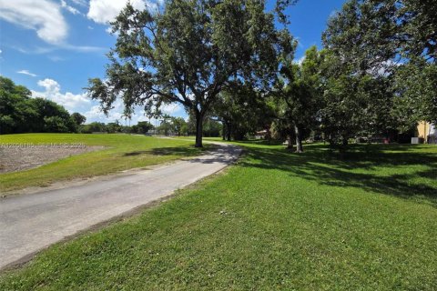 Casa en venta en Sunrise, Florida, 2 dormitorios, 78.87 m2 № 2186396 - foto 17