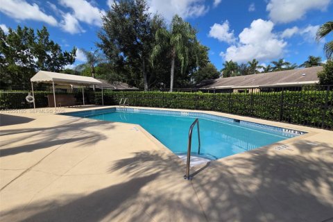 Casa en venta en Sunrise, Florida, 2 dormitorios, 78.87 m2 № 2186396 - foto 15