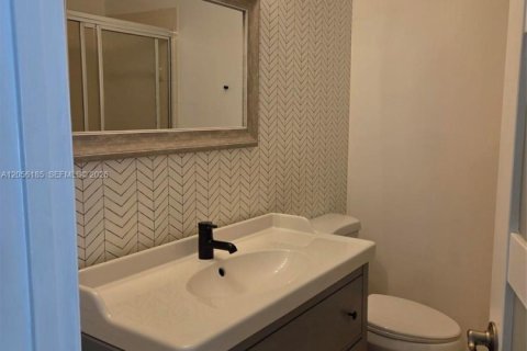 Casa en venta en Sunrise, Florida, 2 dormitorios, 78.87 m2 № 2186396 - foto 6