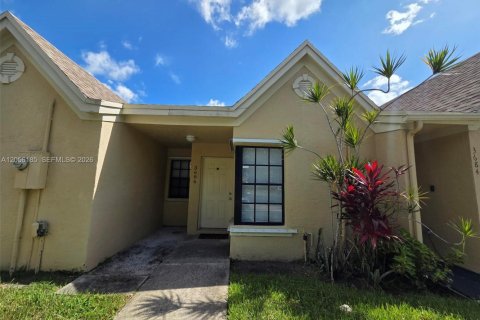 Casa en Sunrise, Florida 2 dormitorios, 78.87 m2 № 2186396
