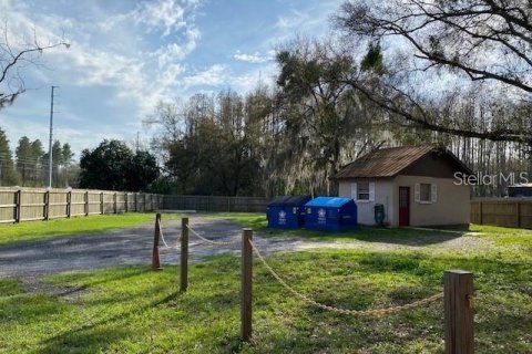 Commercial property in Lutz, Florida 184.78 sq.m. № 2375578 - photo 2