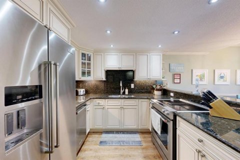 Adosado en venta en Flagler Beach, Florida, 2 dormitorios, 110 m2 № 2419610 - foto 10
