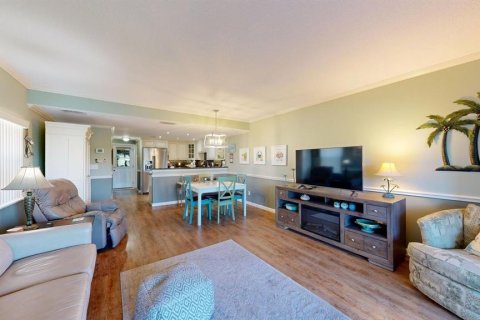 Adosado en venta en Flagler Beach, Florida, 2 dormitorios, 110 m2 № 2419610 - foto 3