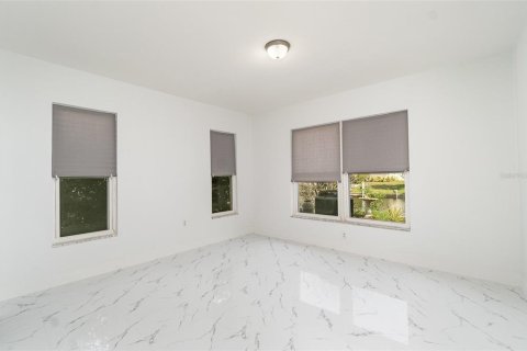 House in Punta Gorda, Florida 3 bedrooms, 165.18 sq.m. № 1800208 - photo 18