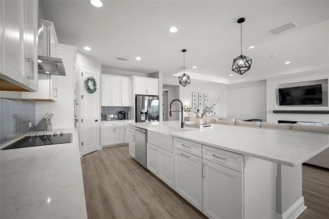 Casa en venta en Bradenton, Florida, 4 dormitorios, 241.08 m2 № 1688378 - foto 9
