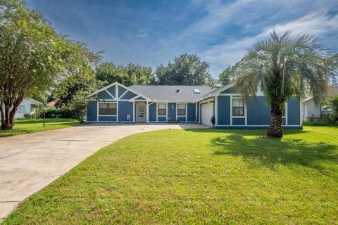 House in Palm Coast, Florida 3 bedrooms, 195.28 sq.m. № 1894868 - photo 3
