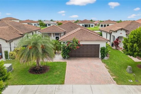 Villa ou maison à vendre à Ave Maria, Floride: 3 chambres, 158.4 m2 № 1942025 - photo 25