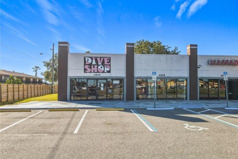 Immobilier commercial à louer à Kissimmee, Floride: 185.8 m2 № 1564864 - photo 3