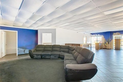 Immobilier commercial à louer à Kissimmee, Floride: 185.8 m2 № 1564864 - photo 17