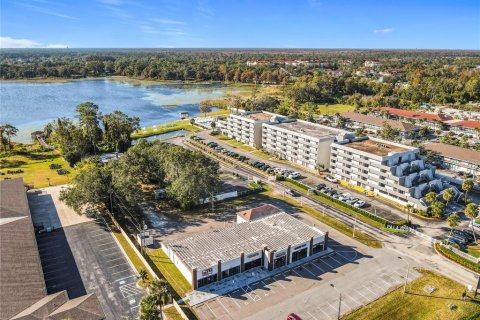 Immobilier commercial à louer à Kissimmee, Floride: 185.8 m2 № 1564864 - photo 11