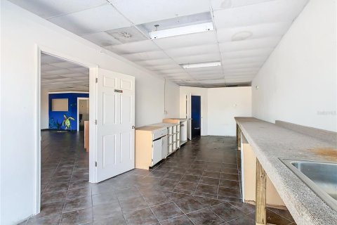 Immobilier commercial à louer à Kissimmee, Floride: 185.8 m2 № 1564864 - photo 22