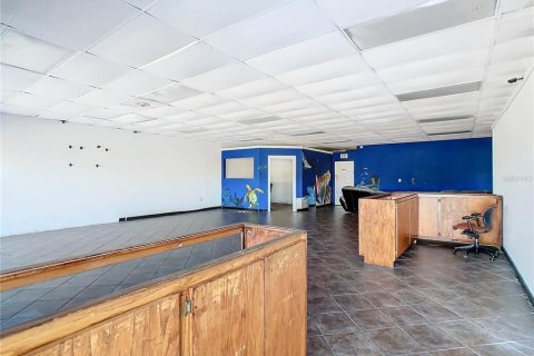 Immobilier commercial à louer à Kissimmee, Floride: 185.8 m2 № 1564864 - photo 14