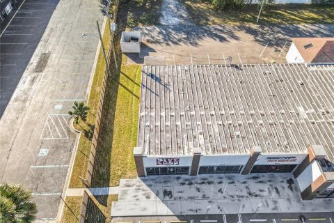 Immobilier commercial à louer à Kissimmee, Floride: 185.8 m2 № 1564864 - photo 5