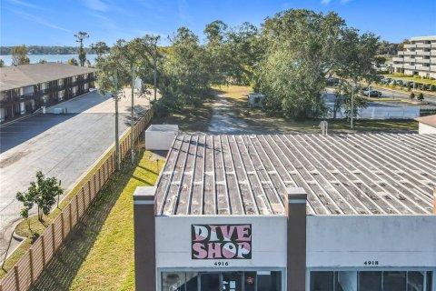 Immobilier commercial à louer à Kissimmee, Floride: 185.8 m2 № 1564864 - photo 4