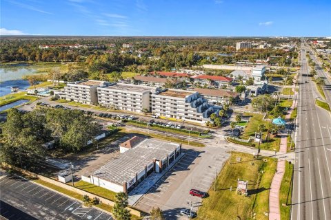 Immobilier commercial à louer à Kissimmee, Floride: 185.8 m2 № 1564864 - photo 7
