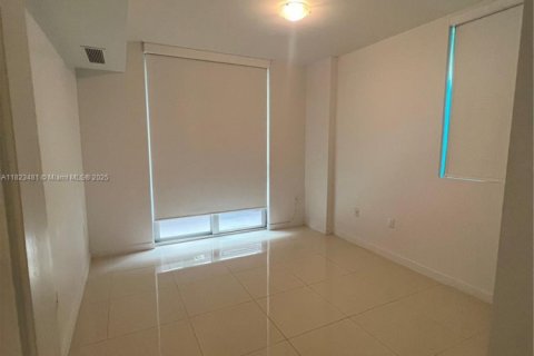 Copropriété à vendre à Doral, Floride: 3 chambres, 140.65 m2 № 1788731 - photo 16