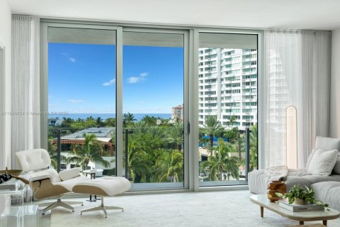Condo in Miami Beach, Florida, 3 bedrooms  № 1845477 - photo 2