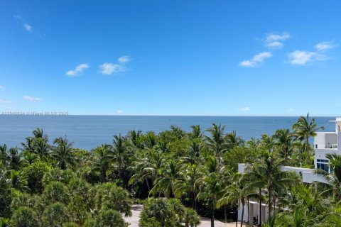 Condo in Miami Beach, Florida, 3 bedrooms  № 1845477 - photo 27