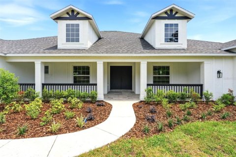 House in Brooksville, Florida 4 bedrooms, 327.11 sq.m. № 2119924 - photo 4