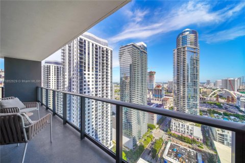 Condominio en venta en Miami, Florida, 2 dormitorios, 99.59 m2 № 2034653 - foto 8