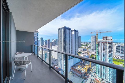 Condominio en venta en Miami, Florida, 2 dormitorios, 99.59 m2 № 2034653 - foto 12