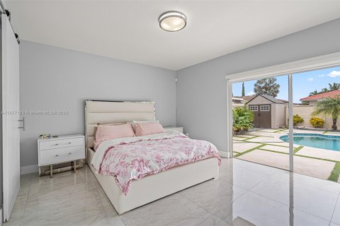 Casa en alquiler en Miami, Florida, 3 dormitorios, 144.09 m2 № 1923859 - foto 26