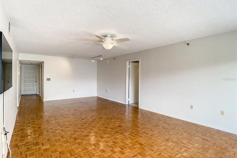 Купить кондоминиум в Кэсселберри, Флорида 6 комнат, 174.28м2, № 2220791 - фото 26