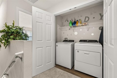 Townhouse in Haines City, Florida 3 bedrooms, 139.26 sq.m. № 1842126 - photo 18