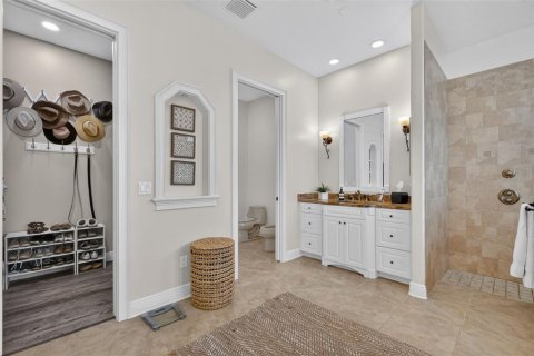 Villa ou maison à vendre à Howey-in-the-Hills, Floride: 4 chambres, 339.09 m2 № 2216337 - photo 15