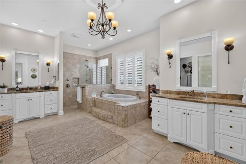 Villa ou maison à vendre à Howey-in-the-Hills, Floride: 4 chambres, 339.09 m2 № 2216337 - photo 12