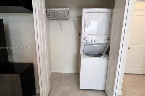 Commercial property in Homestead, Florida 1 bedroom, 308.44 sq.m. № 2047024 - photo 7