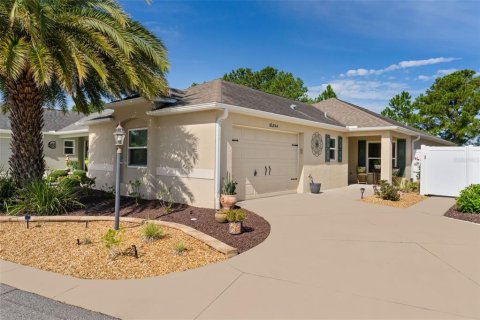 House in The Villages, Florida 3 bedrooms, 136.19 sq.m. № 2287950