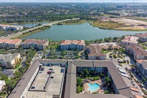 Condo in Orlando, Florida, 2 bedrooms  № 1634090 - photo 24