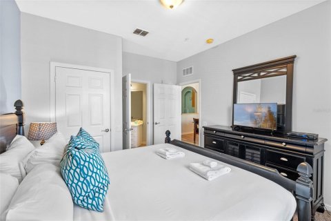 Condo in Orlando, Florida, 2 bedrooms  № 1634090 - photo 14