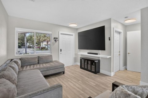 Touwnhouse à vendre à Davie, Floride: 2 chambres, 114.73 m2 № 2320582 - photo 5