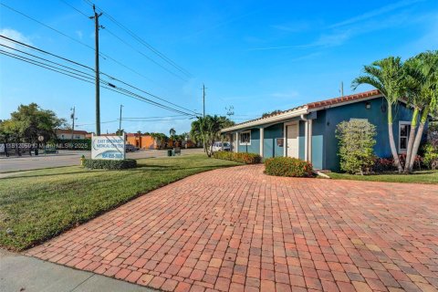 Commercial property in Wilton Manors, Florida № 1869948 - photo 25