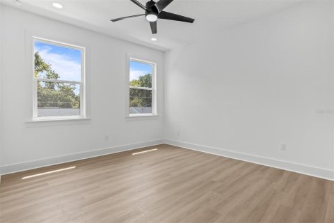Casa en venta en Tampa, Florida, 3 dormitorios, 172.43 m2 № 1684654 - foto 28